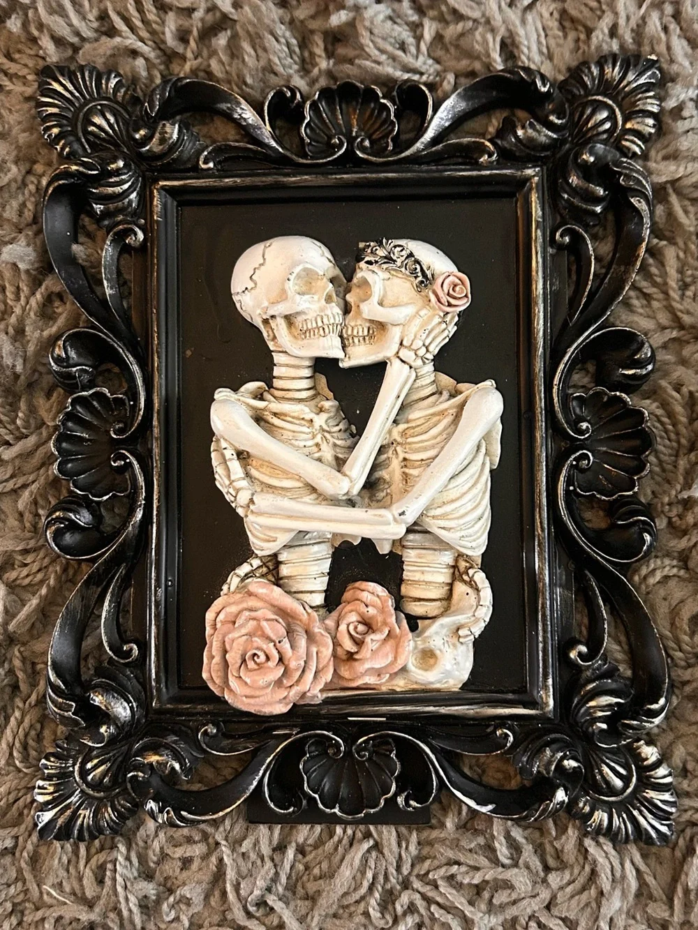 N/A decorative black